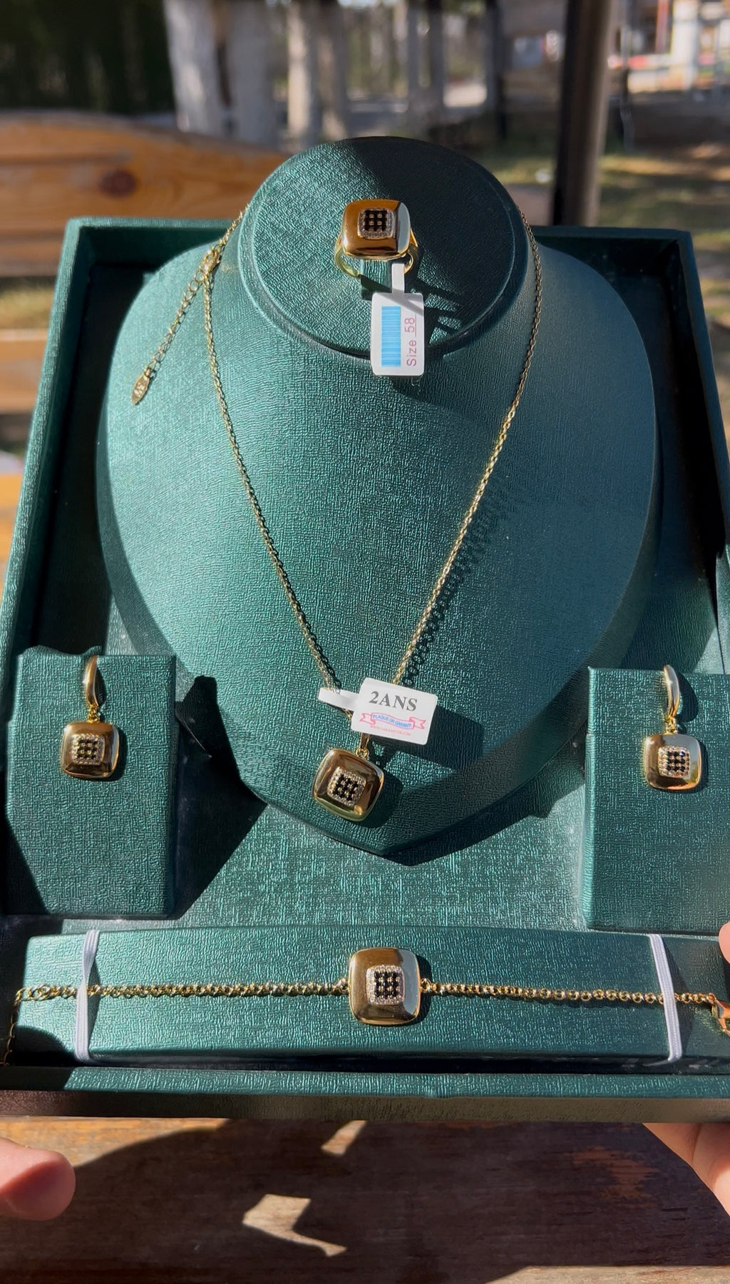 Parure PRESTIGE 4 PCS